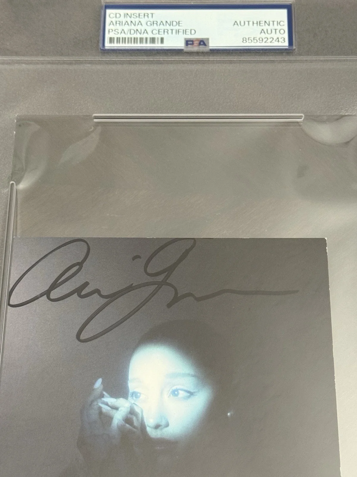 Ariana Grande Signed “Eternal Sunshine (c) Black “CD Booklet PSA!!!, image 2