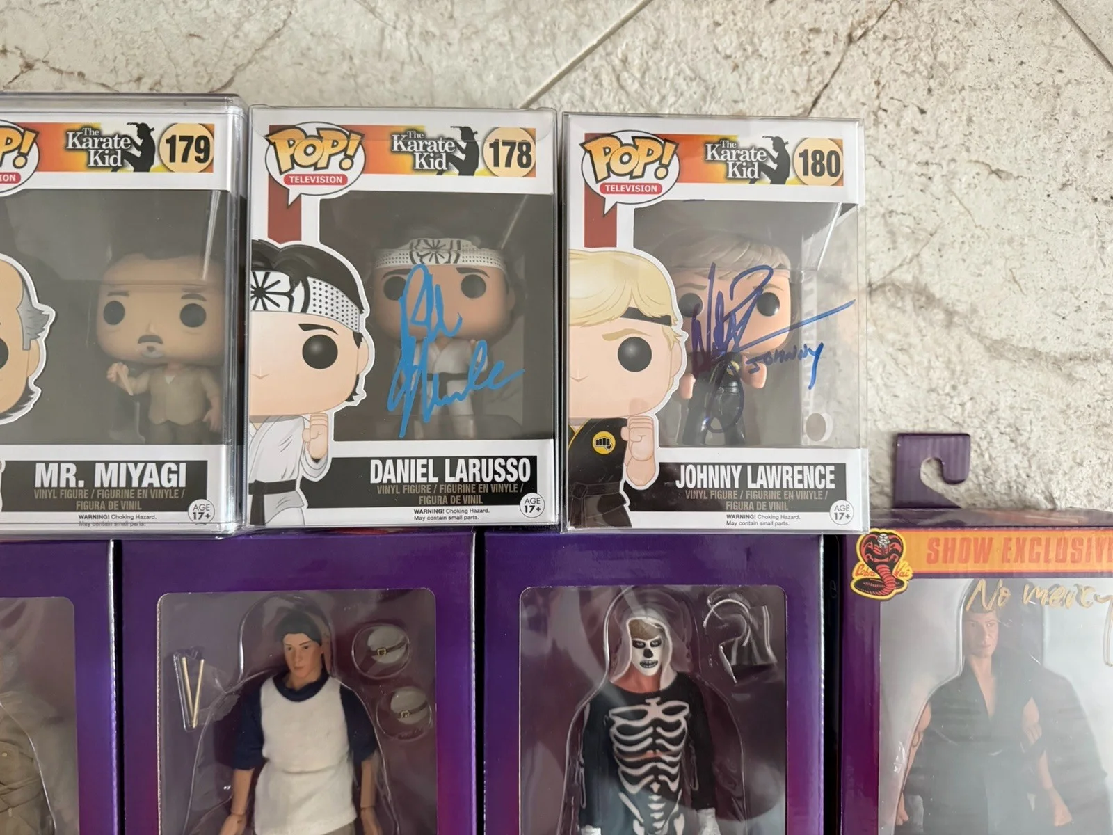 Karate Kid Rare Cobra Kai Signed Funko Pop 180/178 Neca Macchio Zabka Kove JSA, image 2
