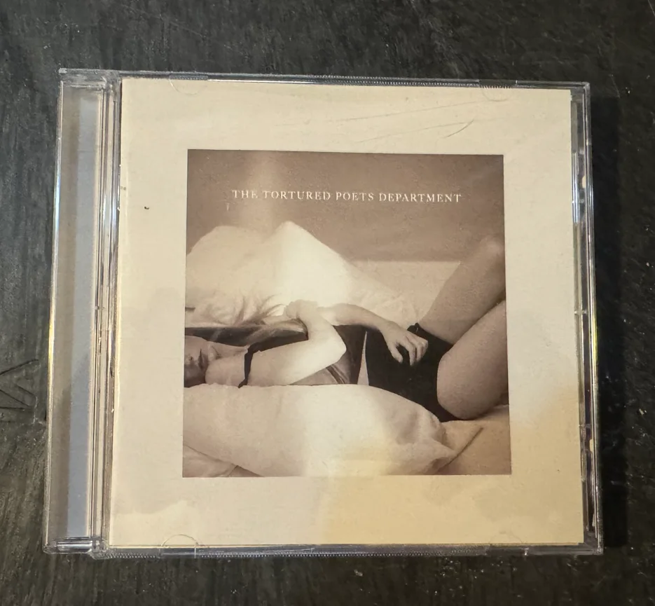 Taylor Swift The Tortured Poets Department CD + Signed Manuscript WITH ❤️HEART, image 3