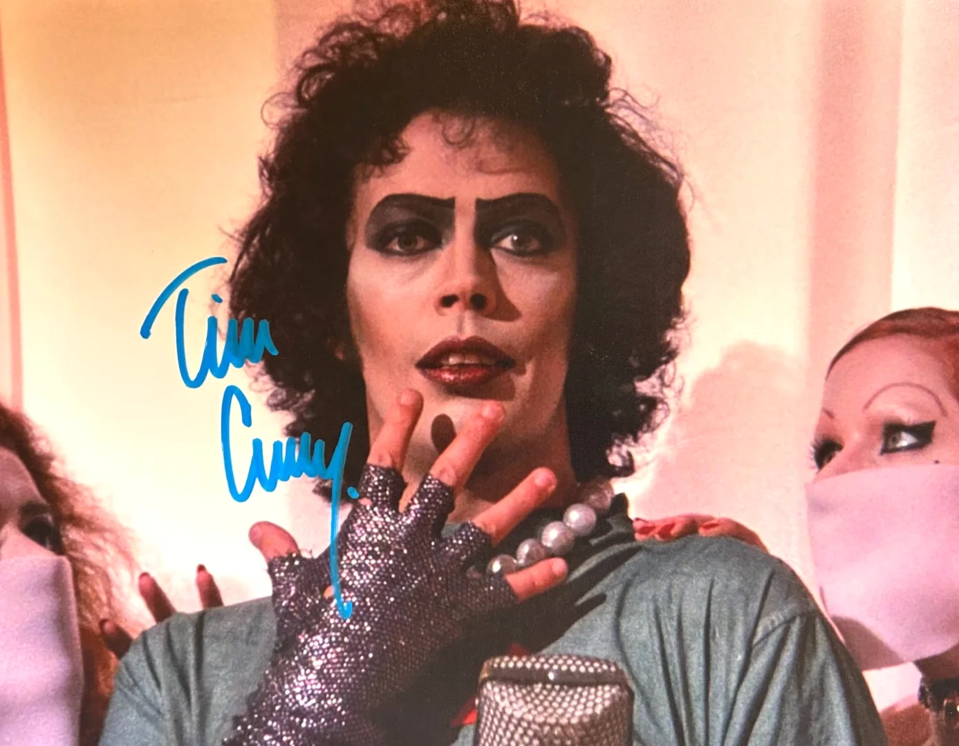 Tim Curry — TIM CURRY Signed (ROCKY HORROR) 8x10" Authentic Autograph GENUINE w/COA, image 3