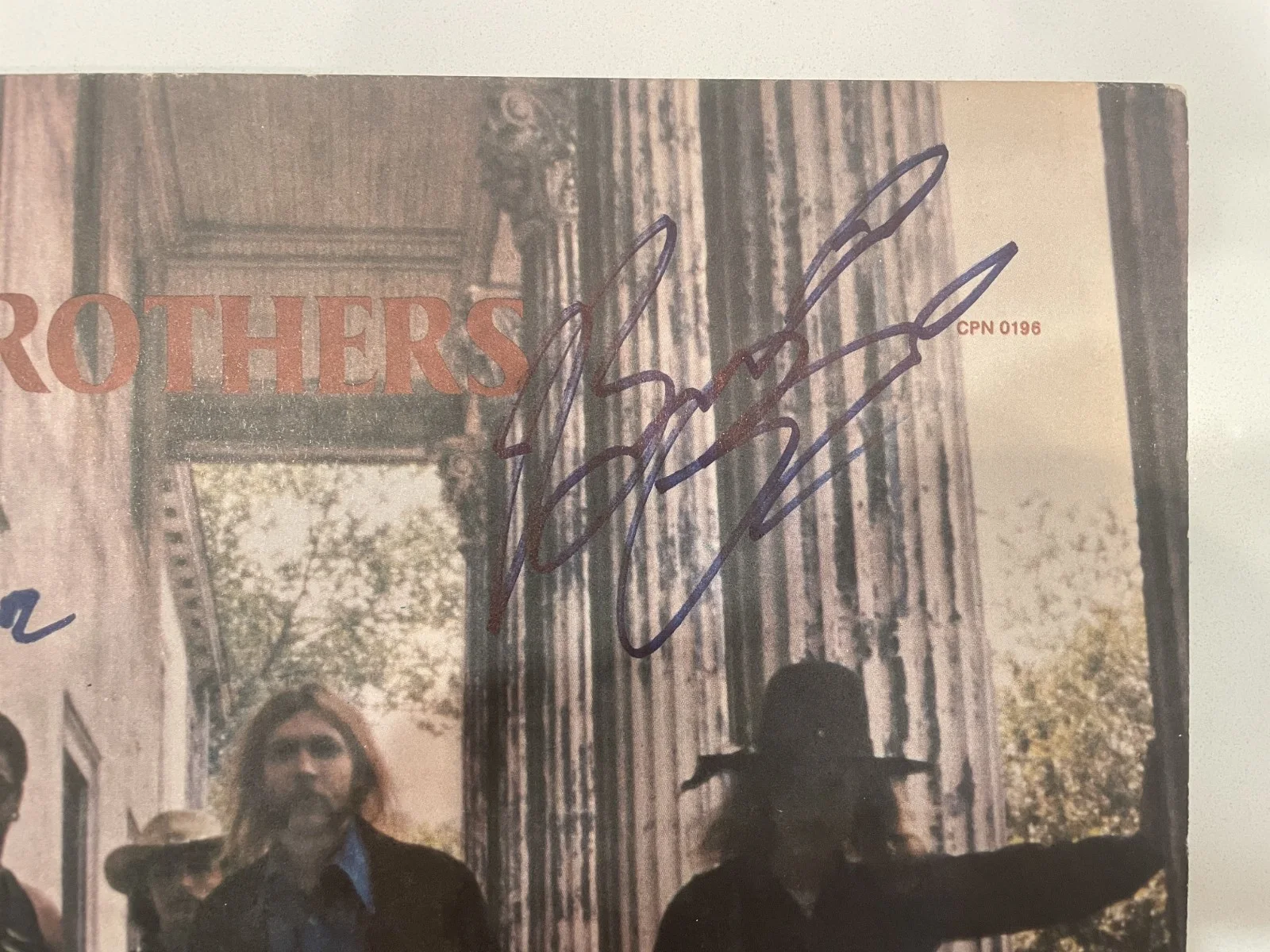 The Allman Brothers Band signed self titled debut vinyl Lp w Certificate of Auth, изображение 3