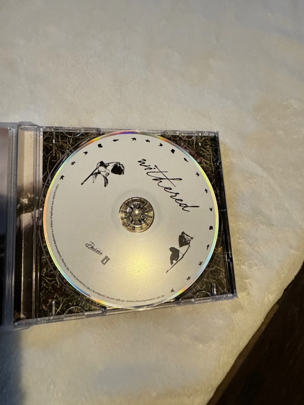D4VD Signed Withered CD Autographed Insert/Cover, изображение 5