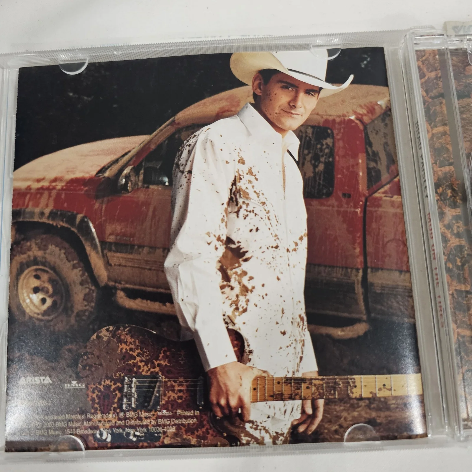 Brad Paisley Signed Cd "Mud On The Tires", image 4