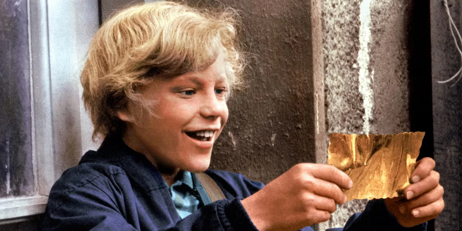 🔥 Peter Ostrum Signed Wonka’s Golden Ticket Replica with “Charlie” Inscription, image 2