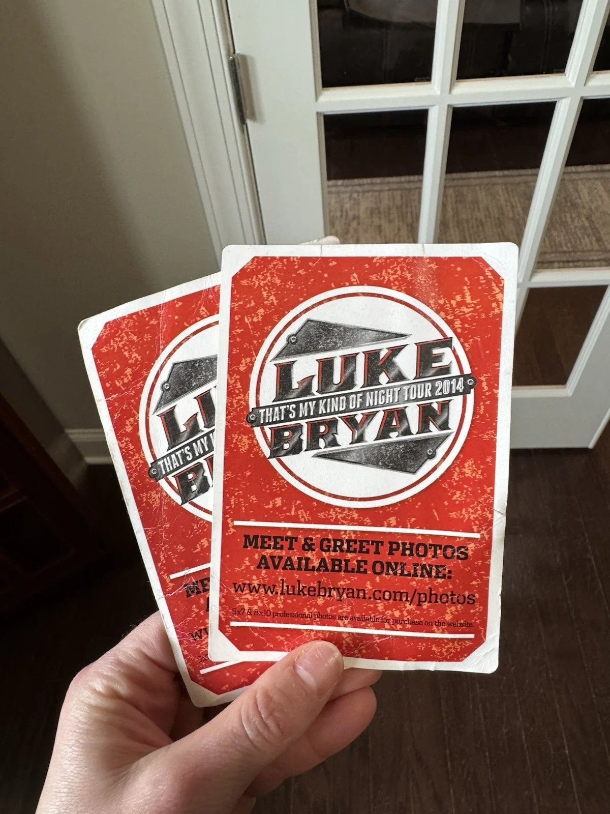 Luke Bryan Signed Acoustic Guitar – Includes Photo Proof & Meet & Greet Passes, изображение 4