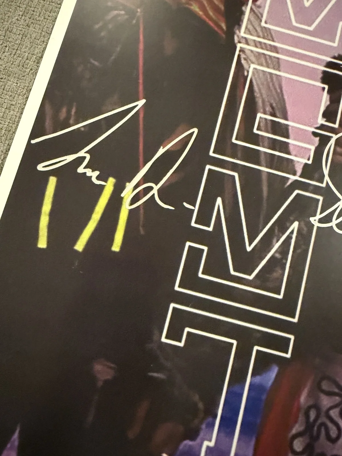 Hand Signed MGMT Tour Poster Andrew VanWyngarden & James Richardson 11x17 w/COA, изображение 2
