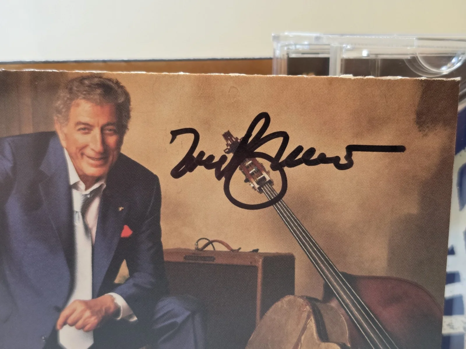 Tony Bennett Signed CD Playin' with My Friends Sings The Blues Autographed, image 3