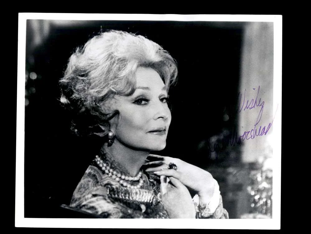 Agnes Moorehead — Agnes Moorehead JSA Coa Signed 8x10 Bewitched Photo Autograph
