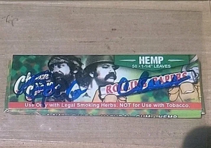 Cheech Marin Tommy Chong — Cheech Marin Tommy Chong AUTO Signed Smokers Choice Rolling Papers BAC BAS B