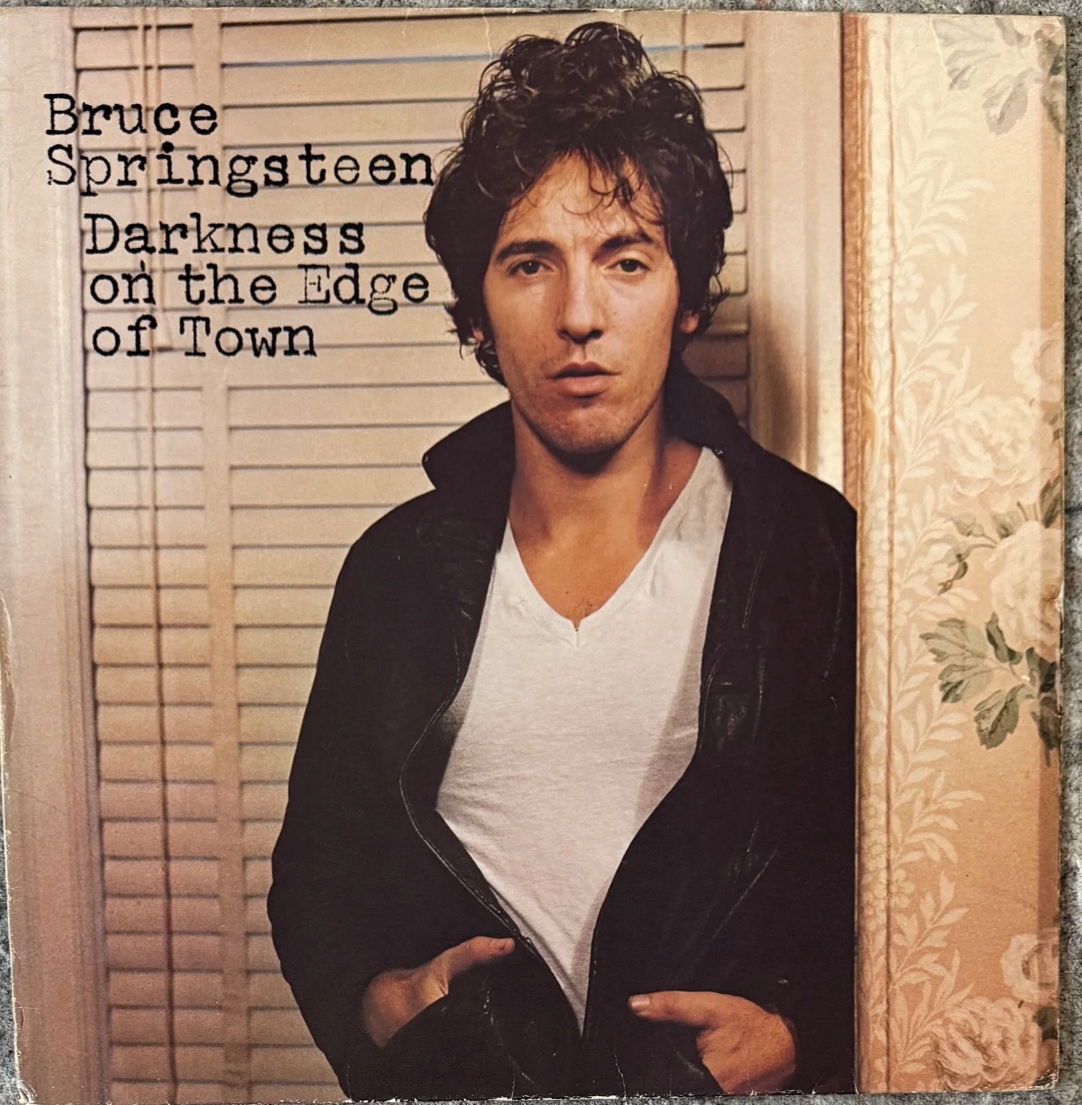 Bruce Springsteen : signed Darkness on the Edge of Town autographed vinyl Lp, изображение 2