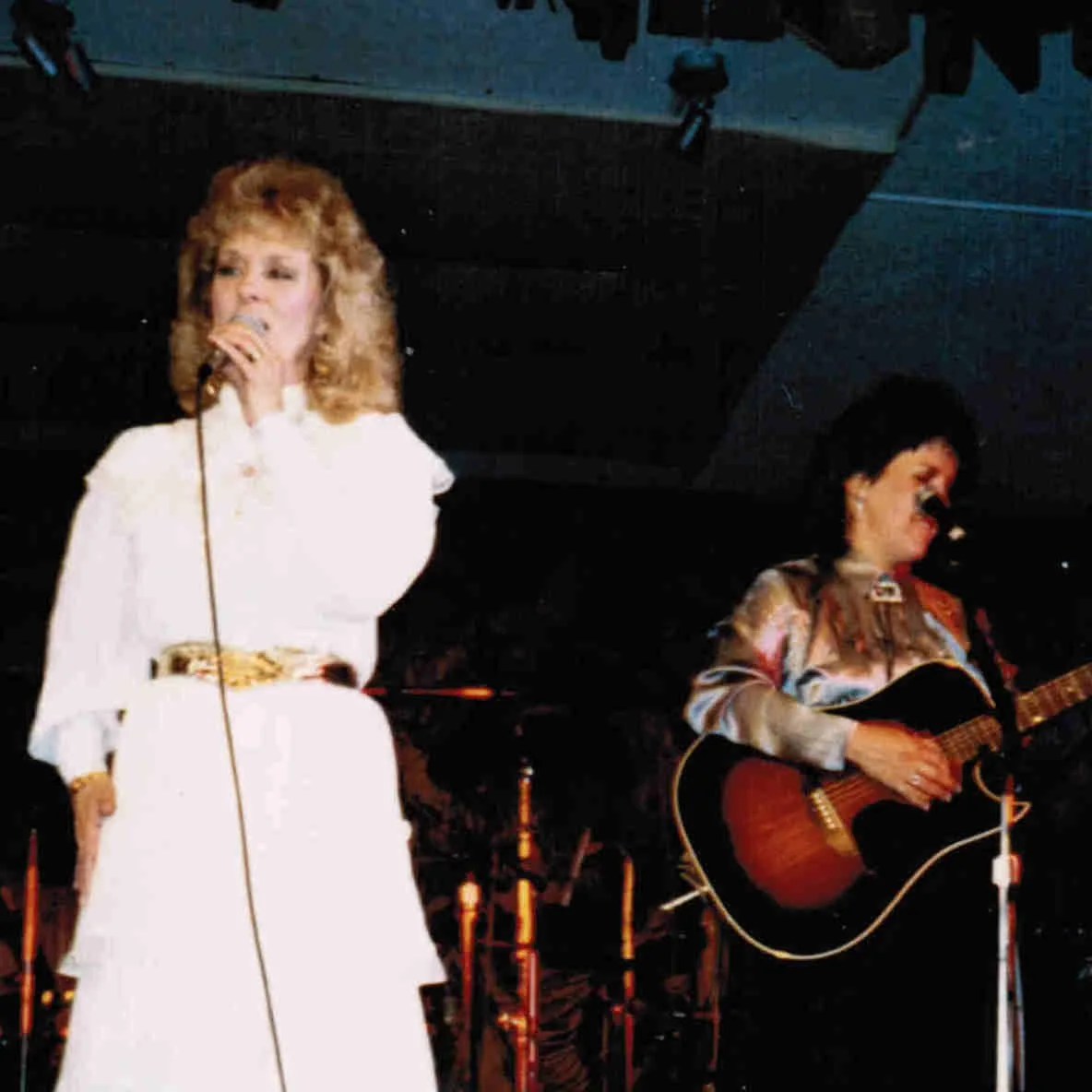 1987 Connie Smith Signed Autograph w/Fan Taken 3.5 x 3.5 OOAK Photo VTG, изображение 5