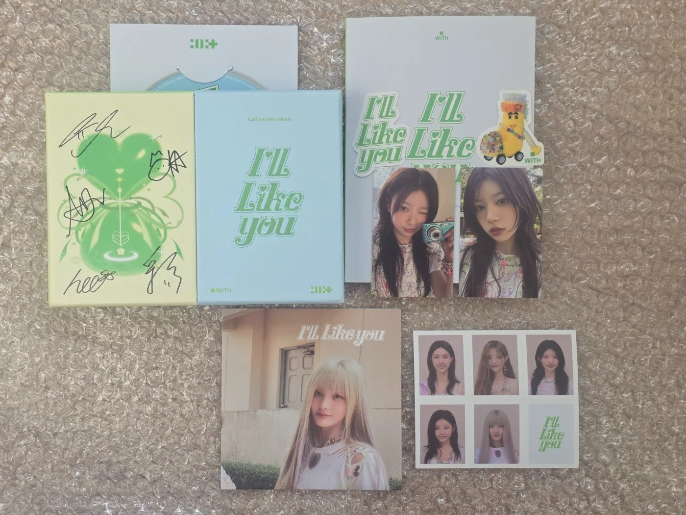 illit I'LL LIKE YOU Promo Sticker Album Autographed Hand Signed, изображение 4