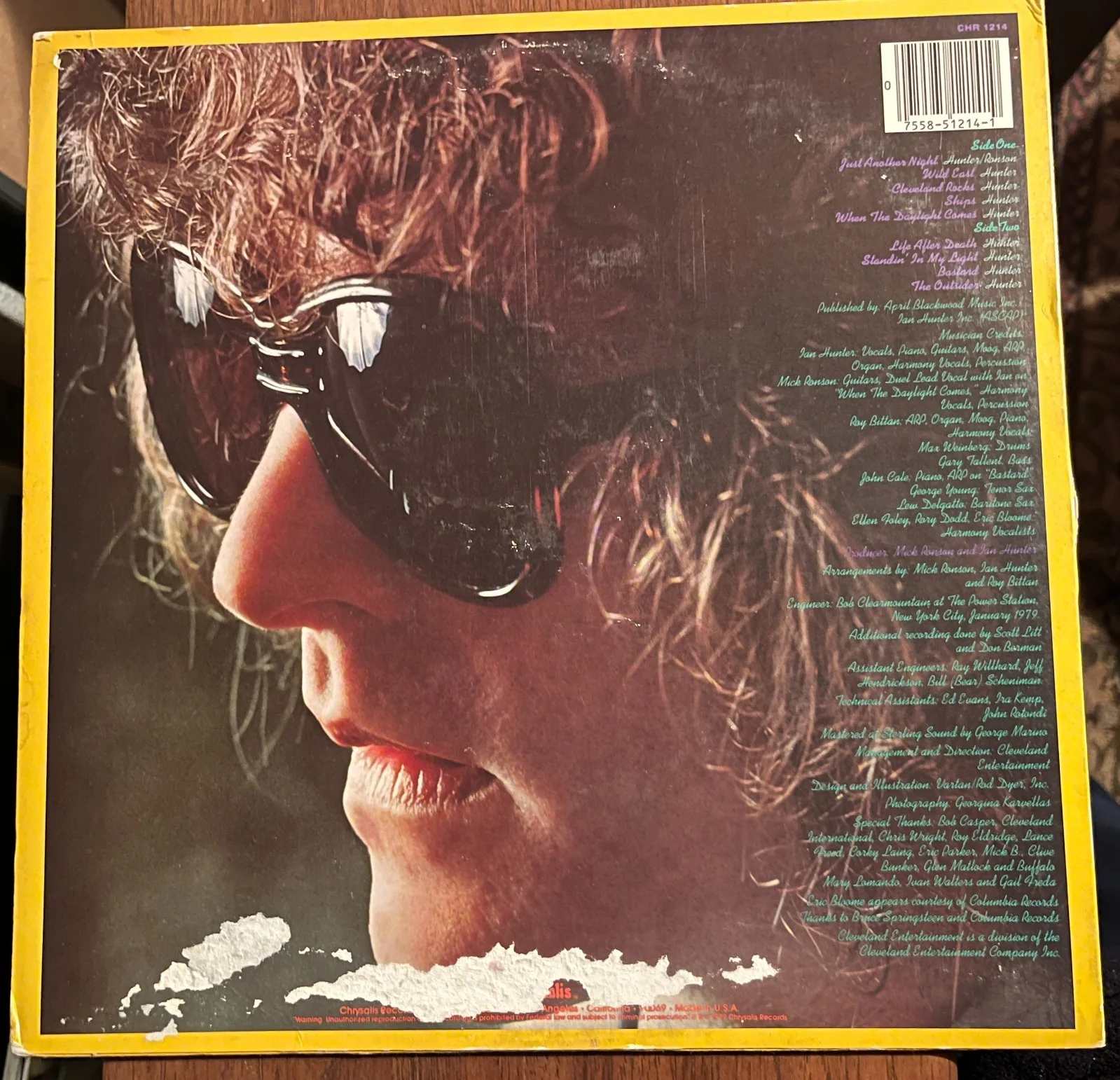 IAN HUNTER Signed YOU'RE NEVER ALONE WITH A SCHIZOPHRENIC LP, image 3