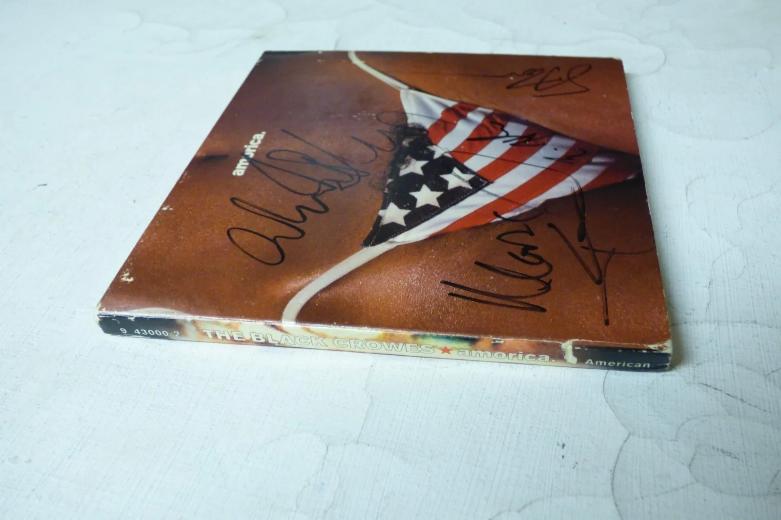 BLACK CROWES CD Amorica Signed AUTOGRAPHED By Band 1994, image 3