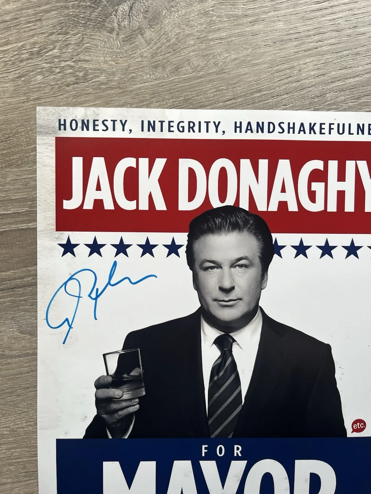 Alec Baldwin — Alec Baldwin Signed 30 Rock 11x14 Photo JSA COA Jack Donaghy, изображение 5