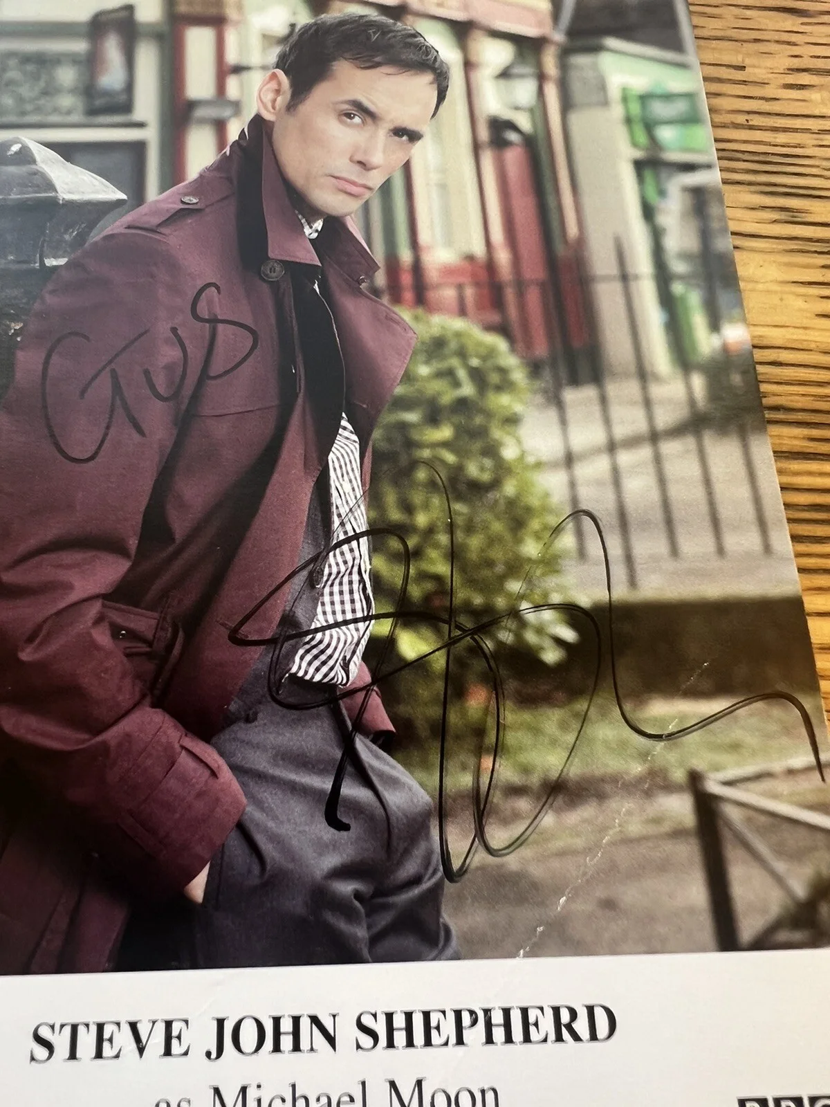 STEVE JOHN SHEPHERD *Michael Moon* EASTENDERS HAND SIGNED AUTOGRAPH CAST CARD, изображение 2