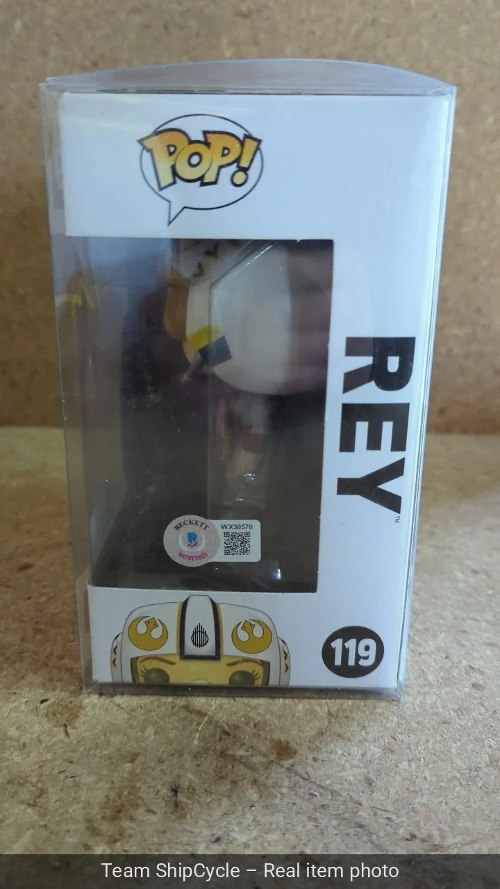 Daisy Ridley — Daisy Ridley Signed Rey Funko Pop 119 Star Wars Jedi Beckett Witnessed C G2U, изображение 2