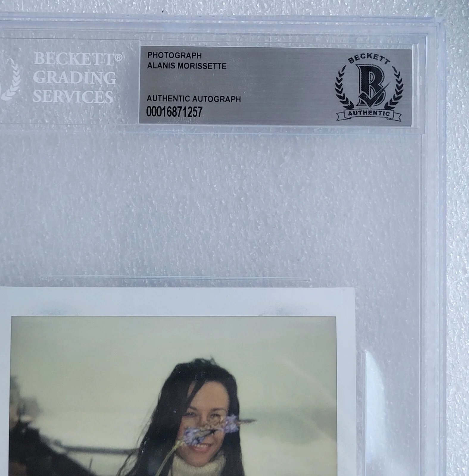ALANIS MORISSETTE PHOTO SIGNED SLABBED BECKETT BAS COA MUSIC SINGER AUTOGRAPHED, image 2
