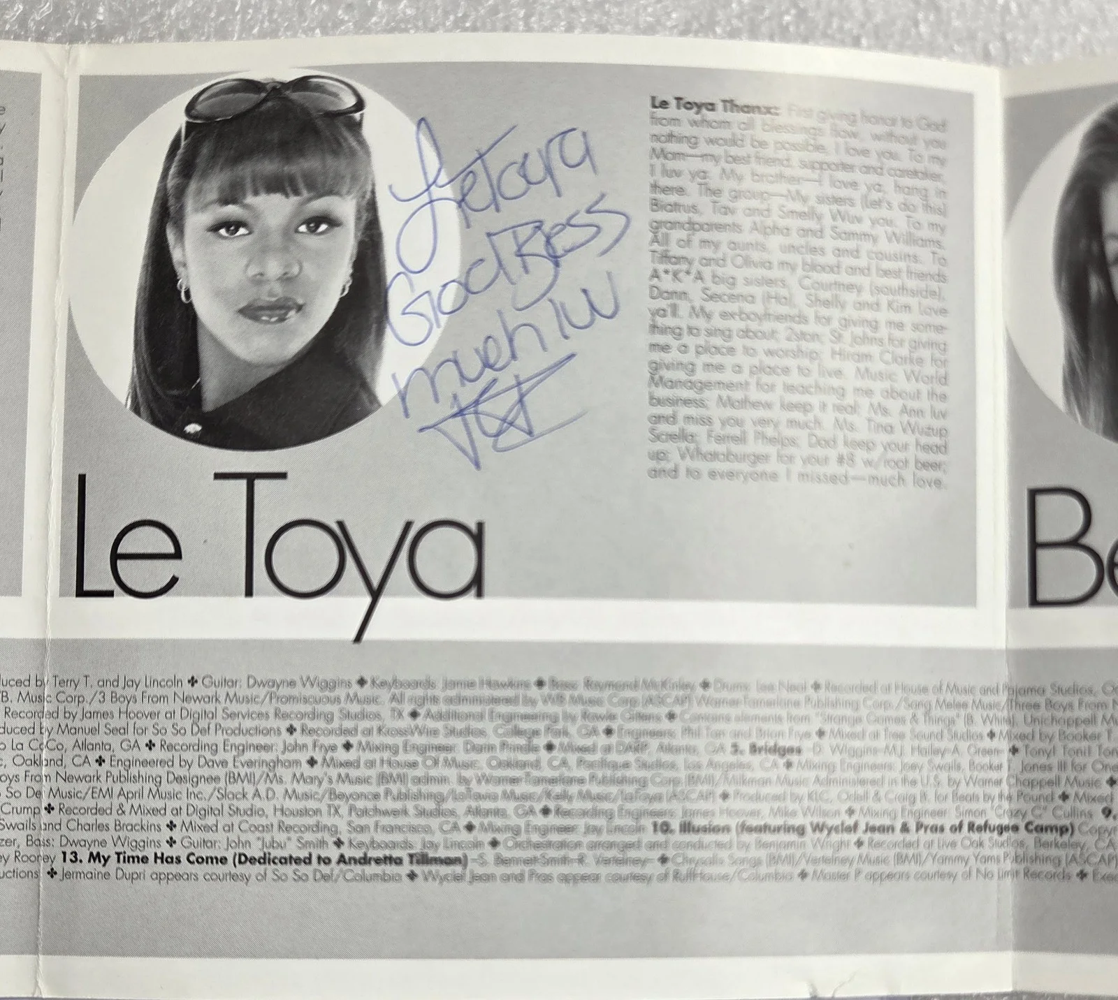 DESTINY'S CHILD SIGNED CD BOOKLET BECKETT LOA BAS COA AUTOGRAPHED MUSIC BEYONCE, image 3