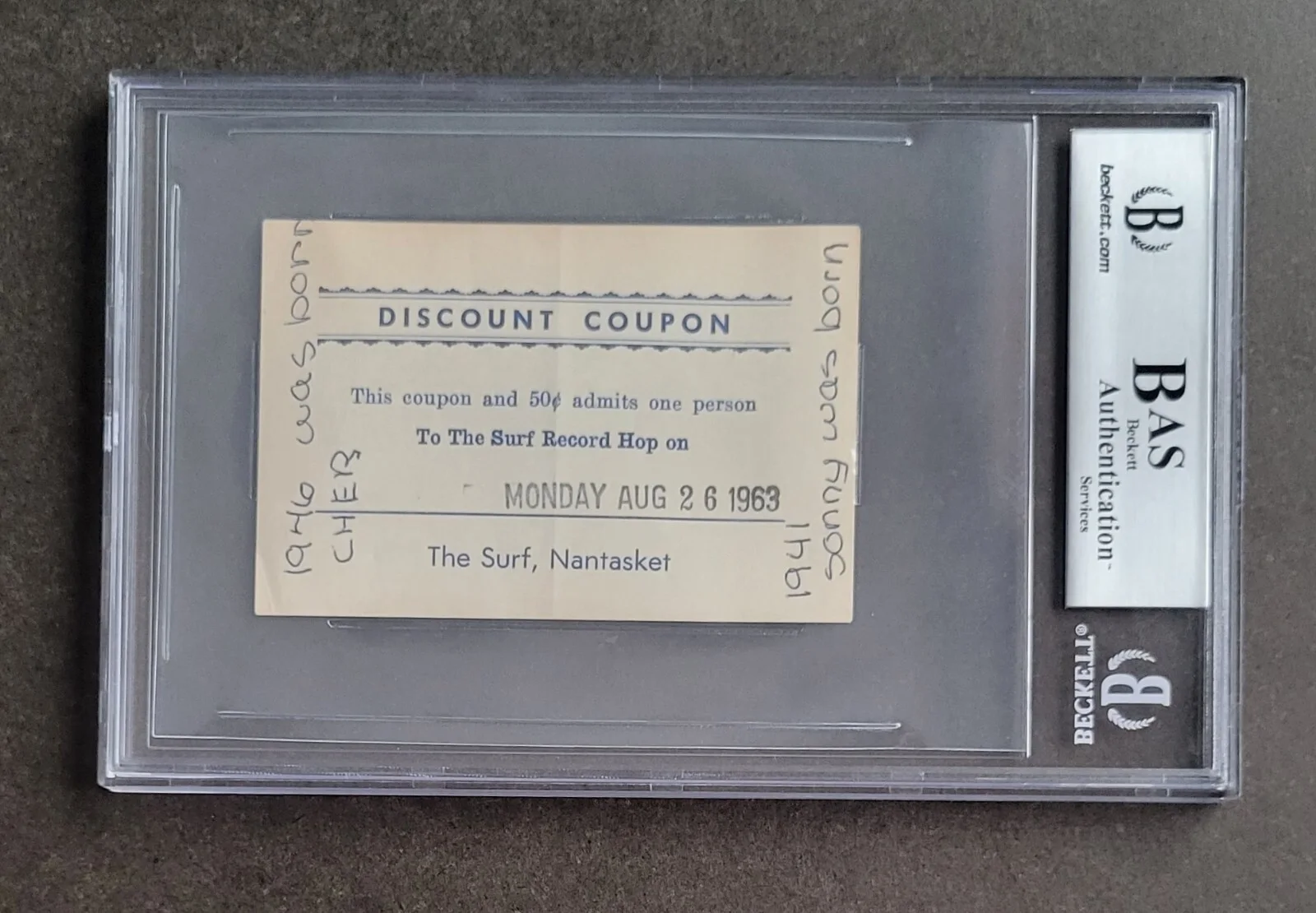 SONNY & CHER SIGNED 1963 TICKET BECKETT BAS COA SLABBED SINGER AUTOGRAPHED RARE, изображение 2