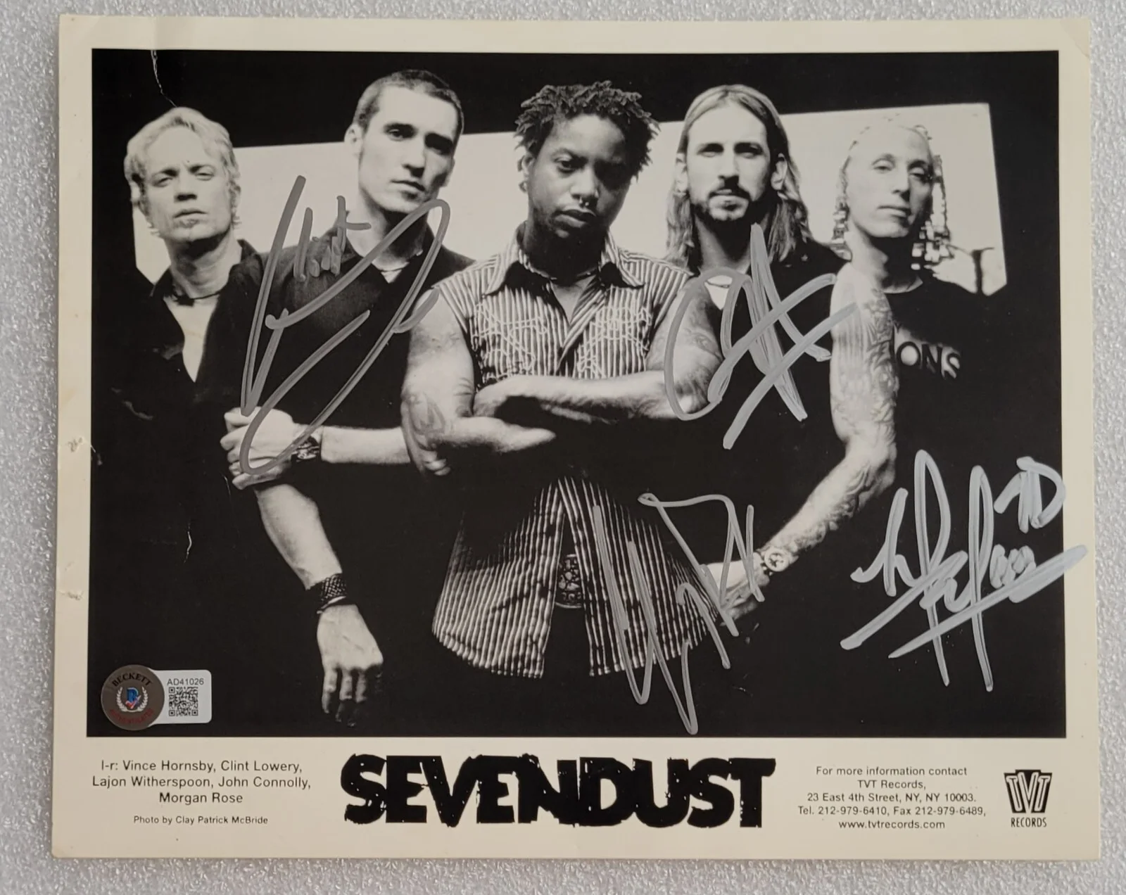 SEVENDUST SIGNED PHOTO BECKETT LOA BAS COA 8X10 PROMO AUTOGRAPHED BAND LEJON, image 3