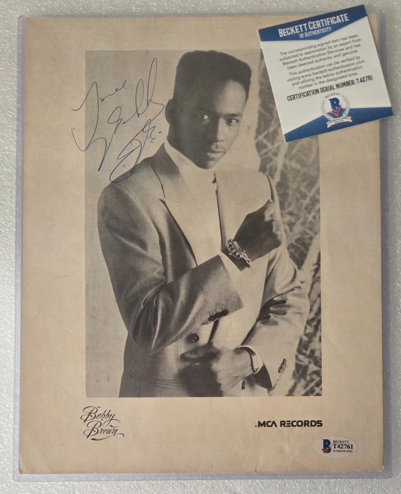 BOBBY BROWN SIGNED PHOTO BECKETT 8X10 BAS COA MUSIC SINGER AUTOGRAPHED RARE, image 5