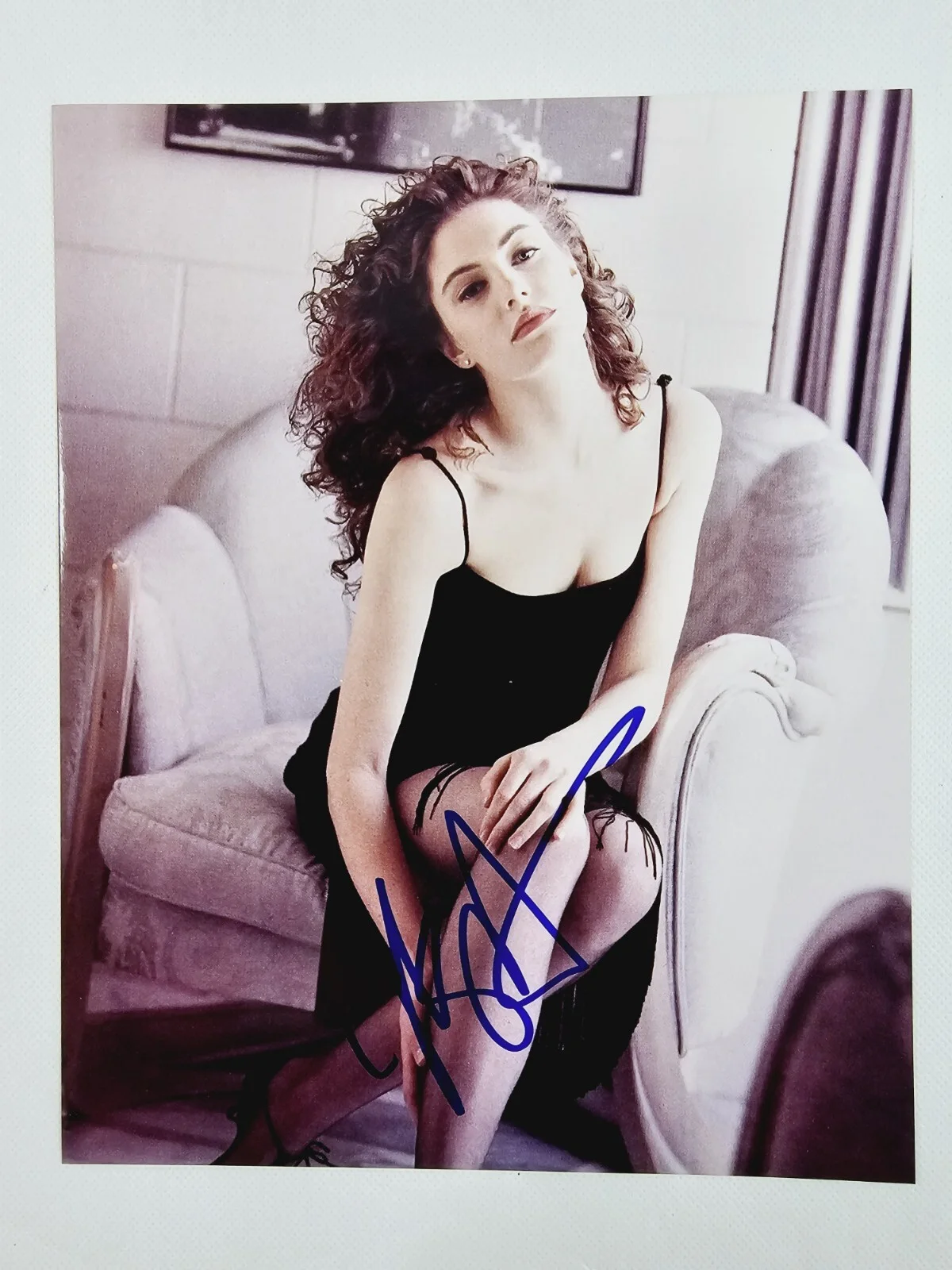 Madchen Amick — Madchen Amick Signed Autographed 8x10 Photo w/COA Pin-Up Glossy Risqué Picture, изображение 3