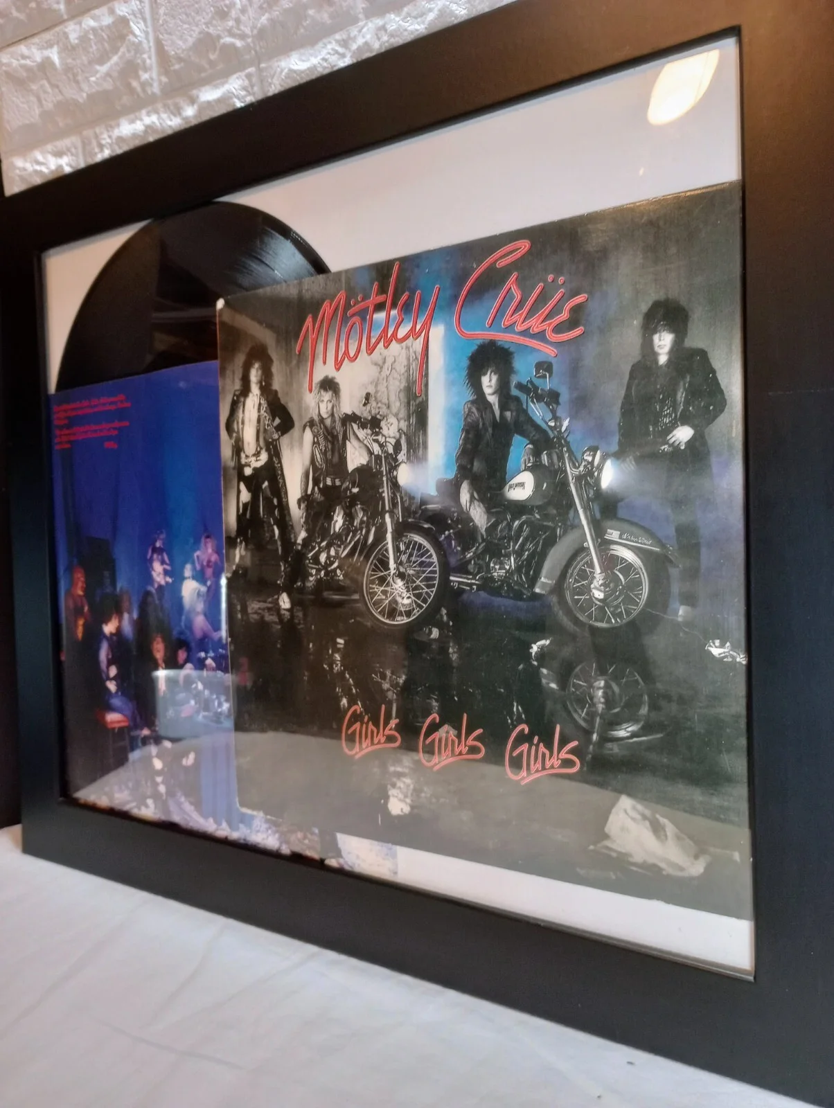 Motley Crue "Girls, Girls, Girls" Album Beautifully Framed, изображение 2