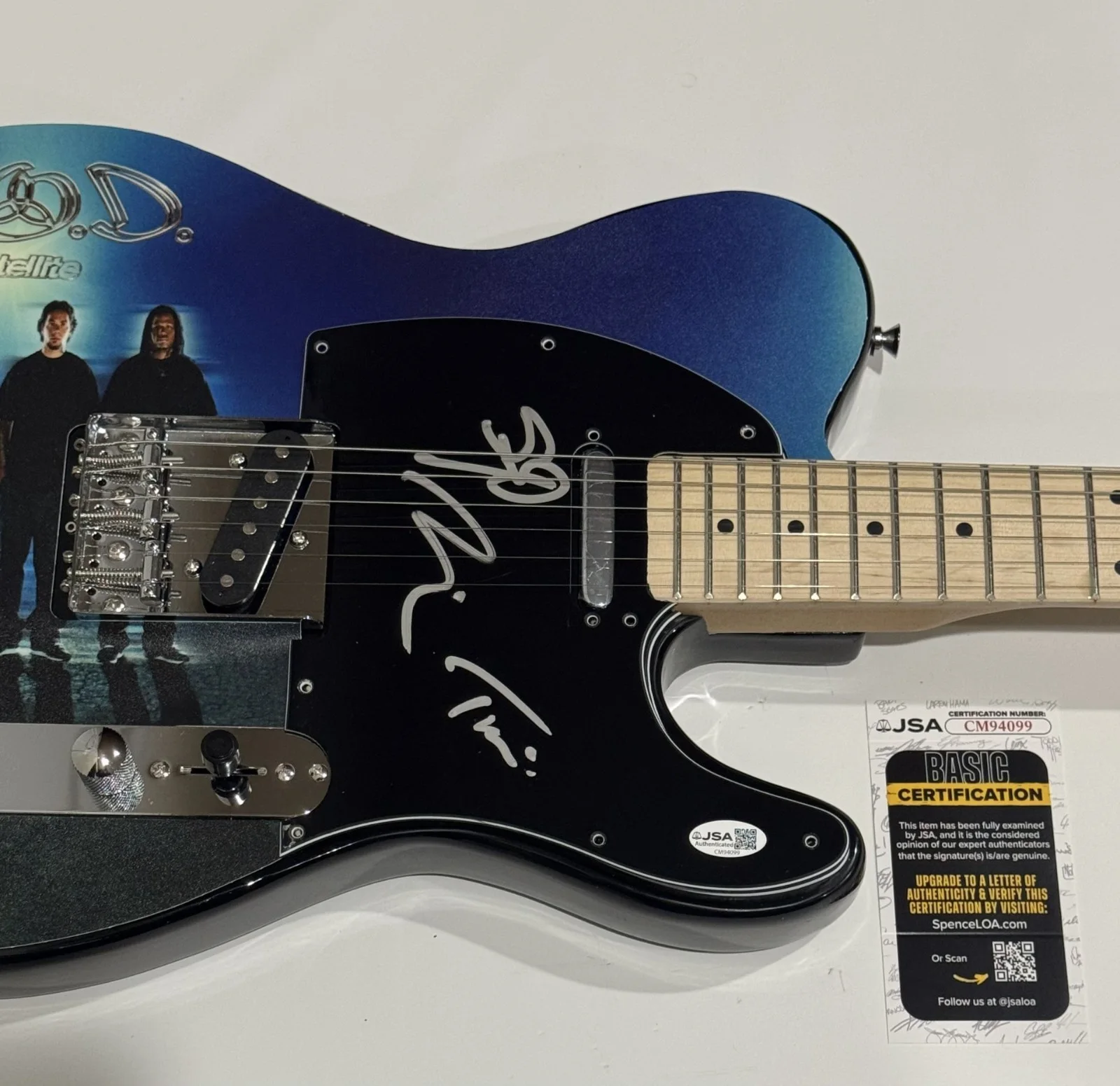 P.O.D. SIGNED CUSTOM SATELLITE GUITAR SONNY SANDOVAL MARCOS TRAA JSA COA, image 2