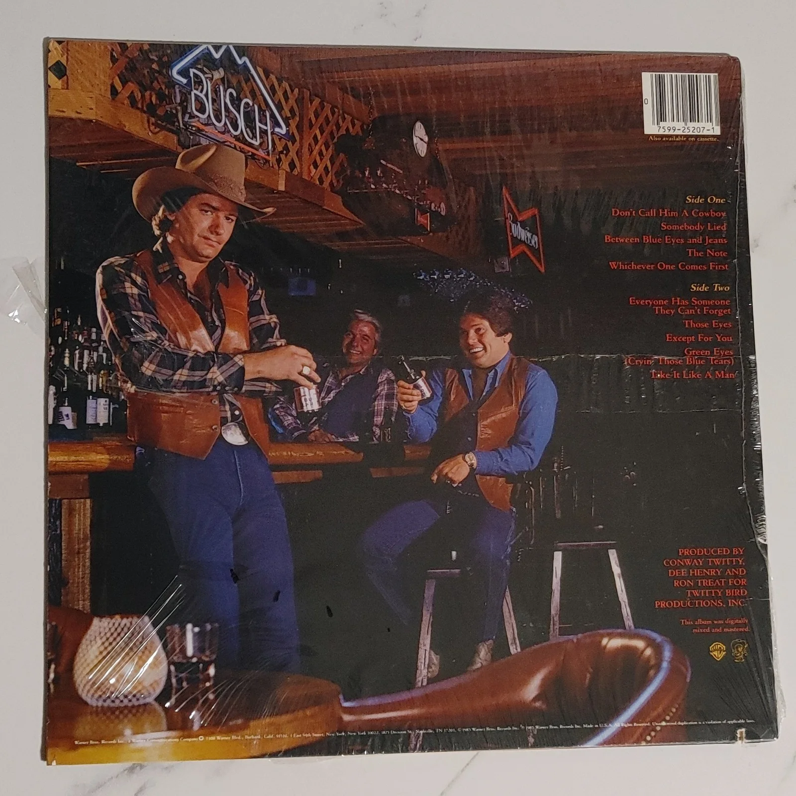 Signed Conway Twitty Don't Call Him a Cowboy Original Signed Vinyl Record, image 3