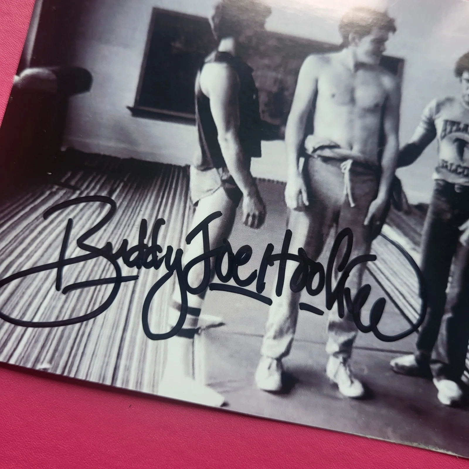 Buddy Joe Hooker — Buddy Joe Hooker The Outsiders Hand Signed 4x6 Autograph Photo, image 2