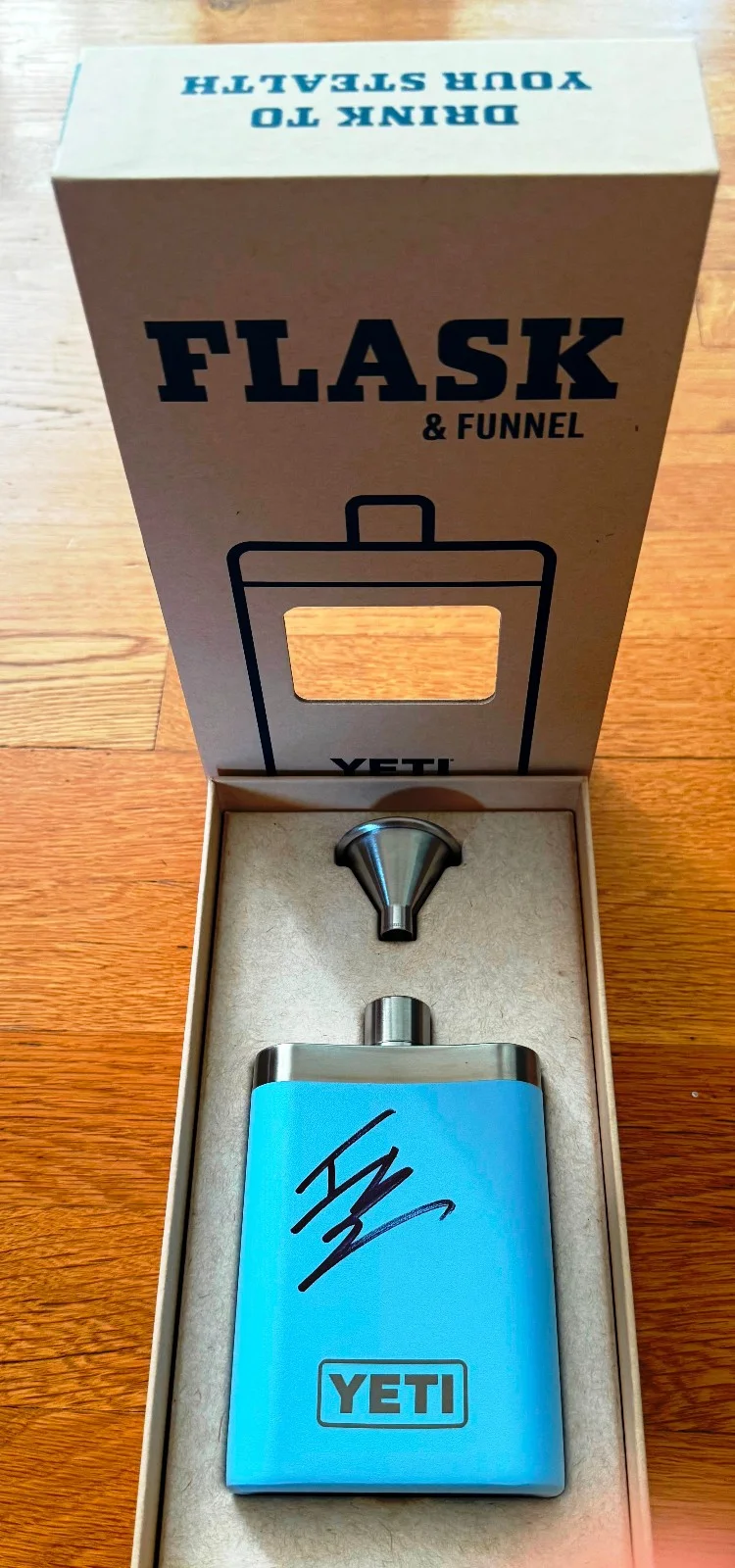 IAN MUNSICK SIGNED Yeti flask LIMITED EDITION Promo NEW Rare autographed, изображение 4