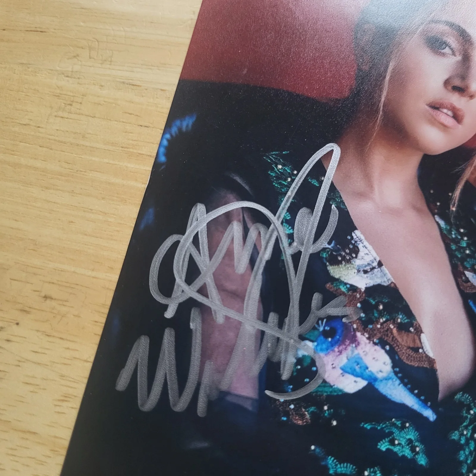 Anne Winters — Anne Winters 13 Reasons Why Grand Hotel Hand Signed 4x6 Autograph The Orville, image 2
