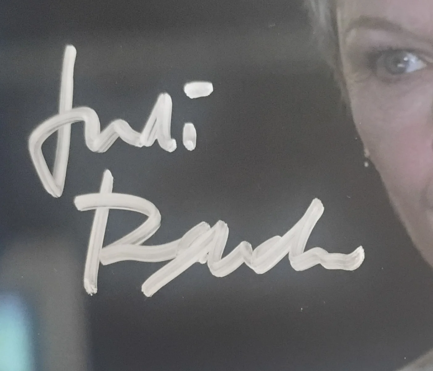 Judi Dench Hand Signed Autograph Photo COA - NO US TARIFFS, image 3