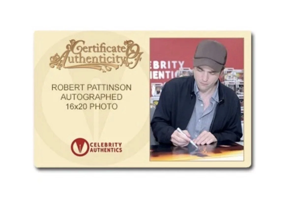 Robert Pattinson Signed - Batman 2022 - 16x20 CA Certified, image 2