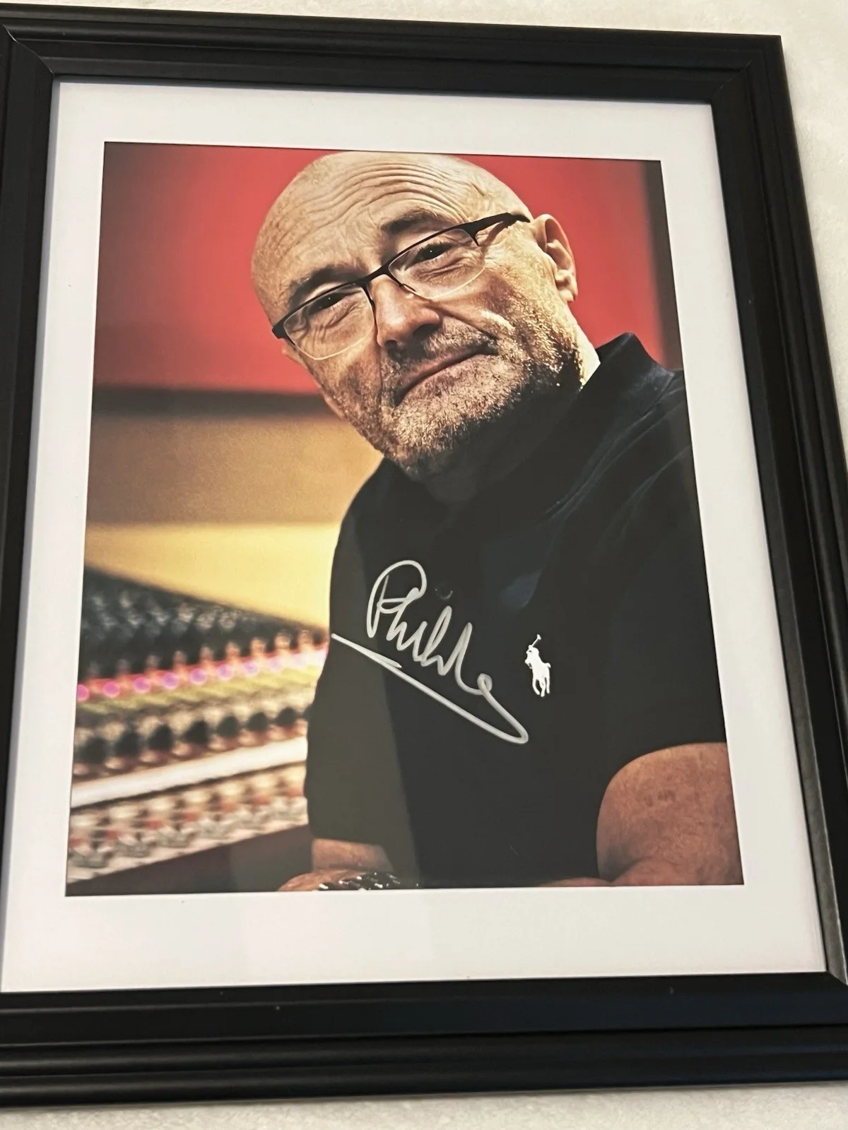 PHIL COLLINS Autographed 8 X 11.5 signed photo Rock Pop Music Legend, изображение 3