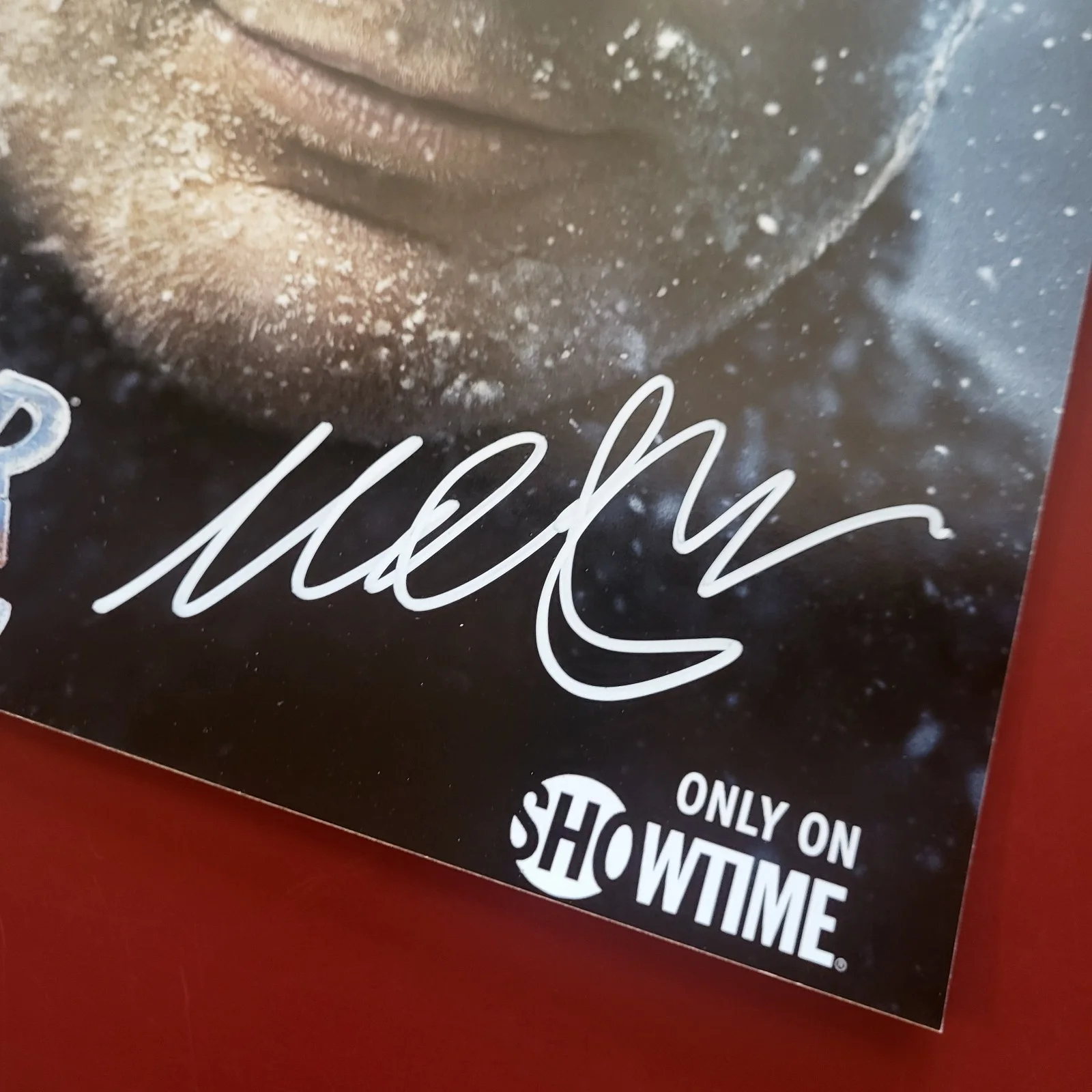 Michael C Hall — Michael C Hall Dexter New Blood 11x14 Autograph Signed Photo, изображение 2