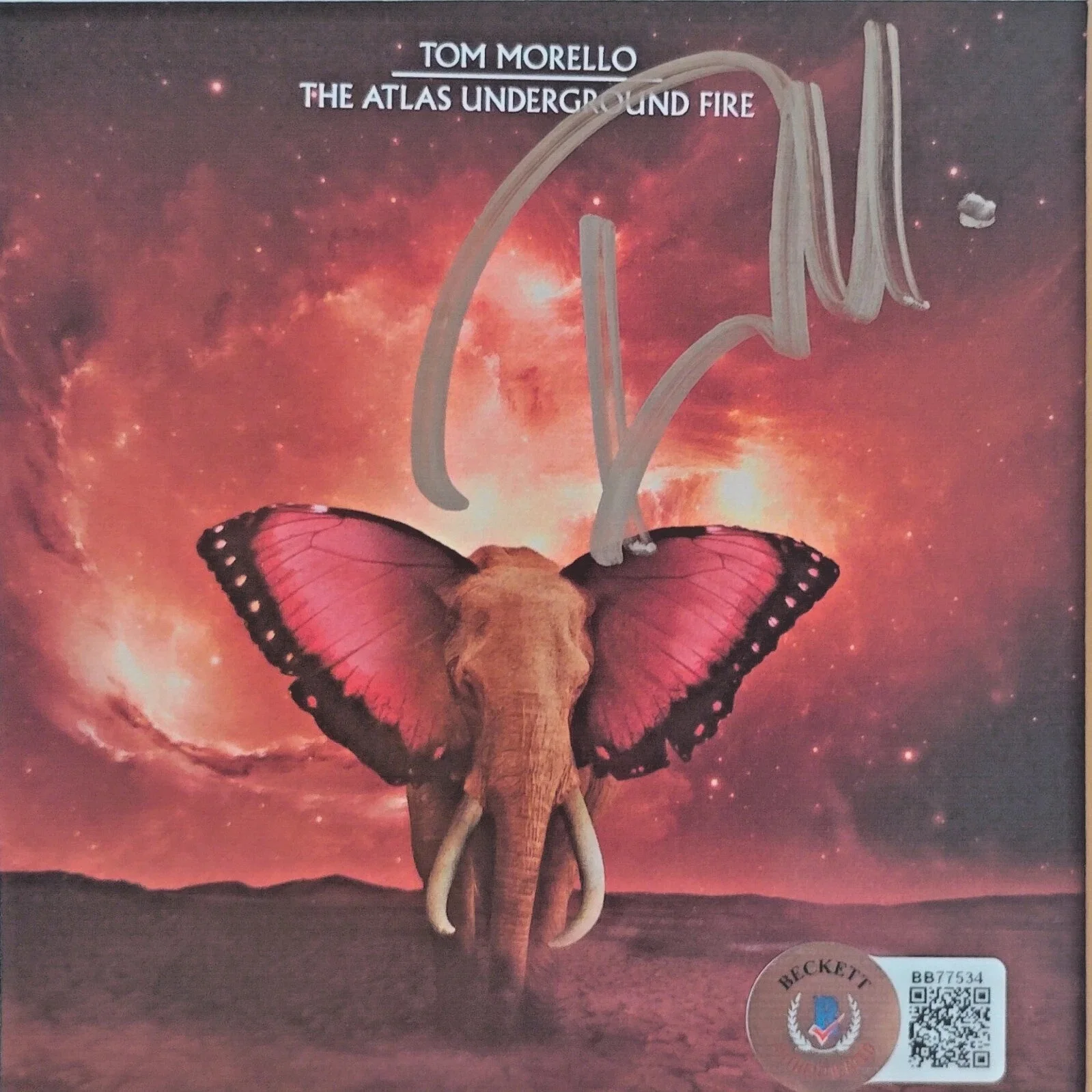 Tom Morello — Tom Morello Signed The Atlas Underground Fire CD Cover Framed Beckett BAS COA, image 3