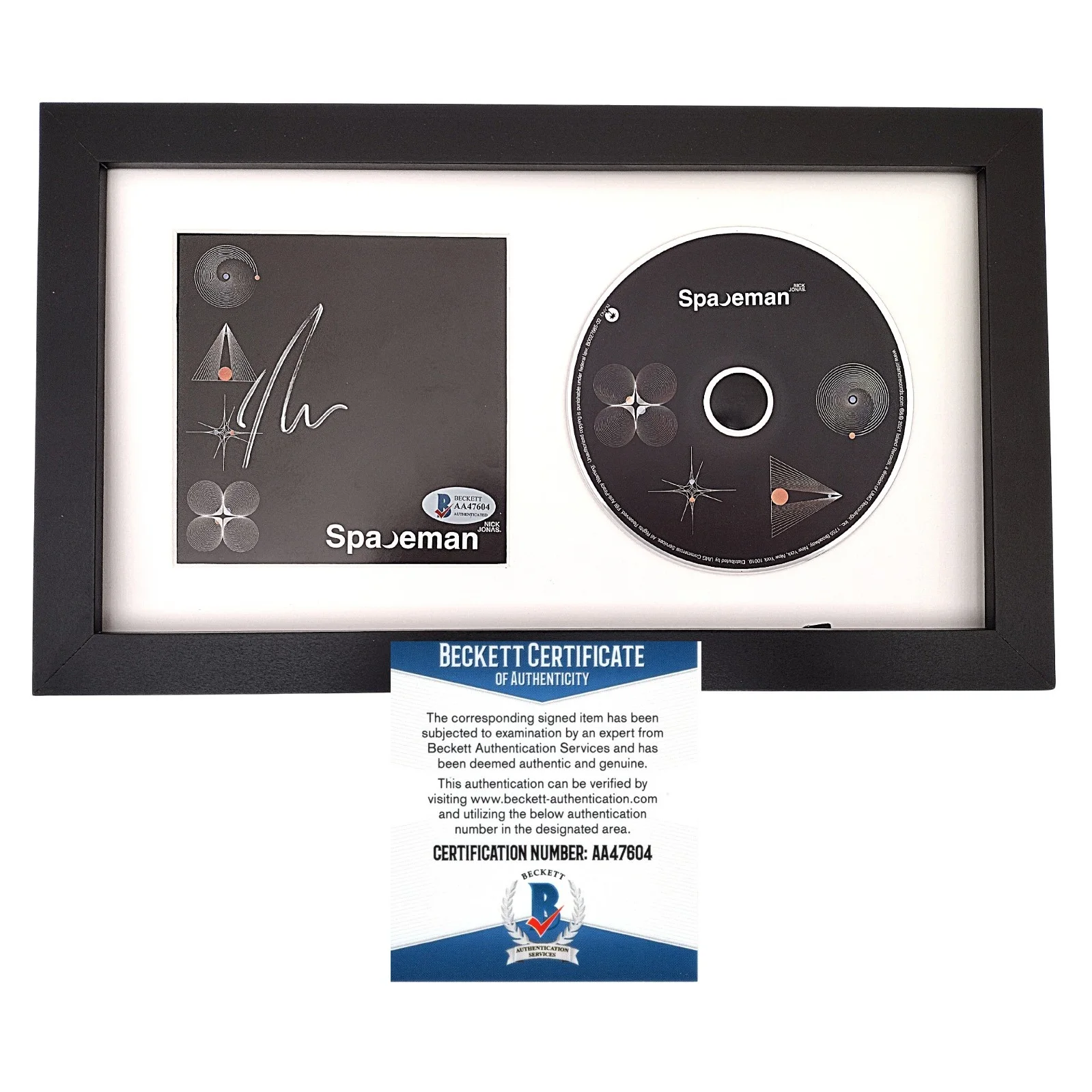 Nick Jonas — Nick Jonas Signed Spaceman CD Cover Insert Framed Beckett BAS COA Memorabilia, изображение 2