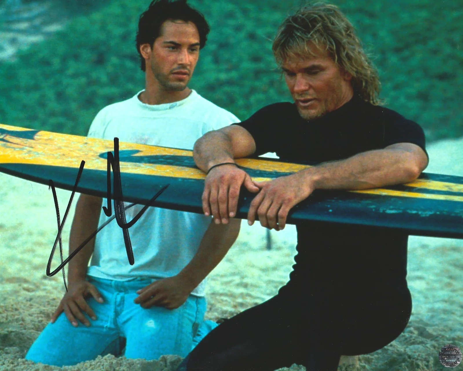 Keanu Reeves — Keanu Reeves Autographed Point Break 8x10 Photo with COA-Matching Hologram
