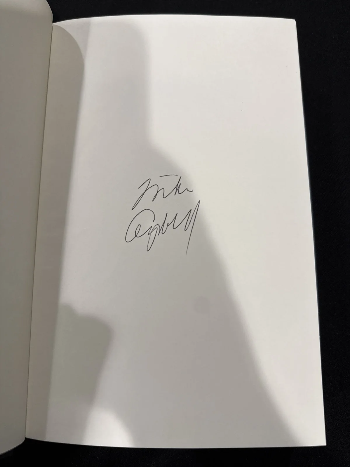 MIKE CAMPBELL Signed “Heartbreaker” Book Tom Petty The Heartbreakers Autograph, image 2