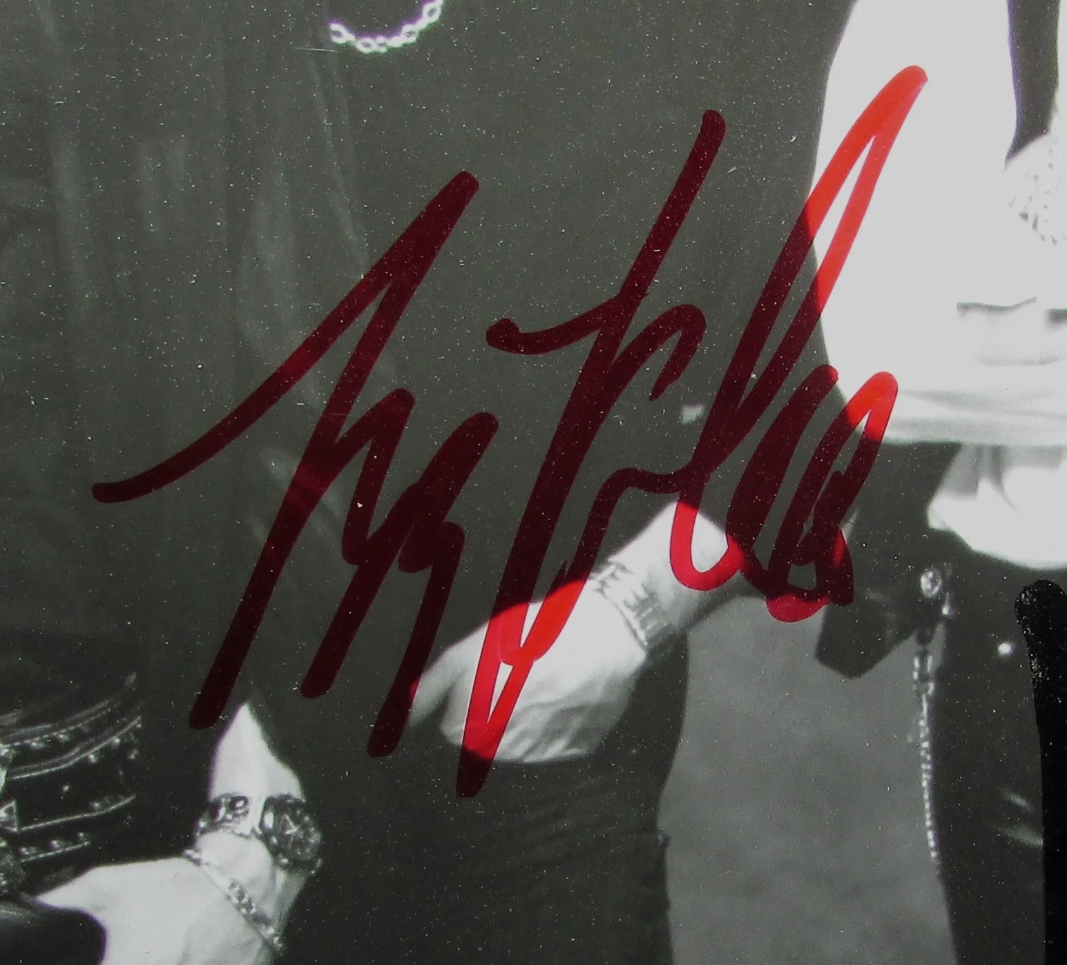 1991 BANG TANGO 8" X 10" B & W PHOTOGRAPH AUTOGRAPHED BY THREE BAND MEMBERS, image 3