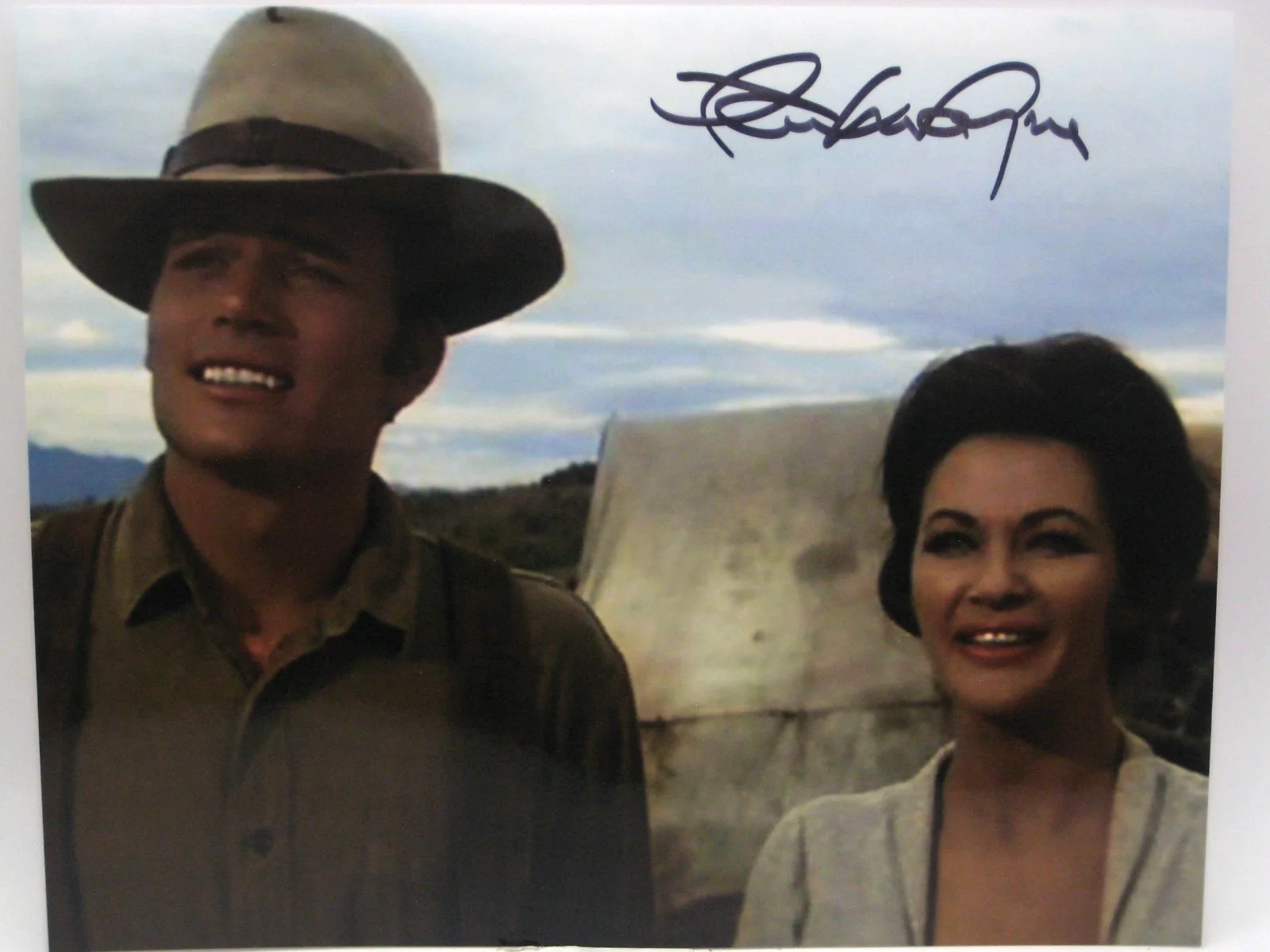 PATRICK WAYNE — PATRICK WAYNE HOLLYWOOD LEGEND AUTOGRAPHED 8X10 PHOTO COA FREE SHIP!, image 2