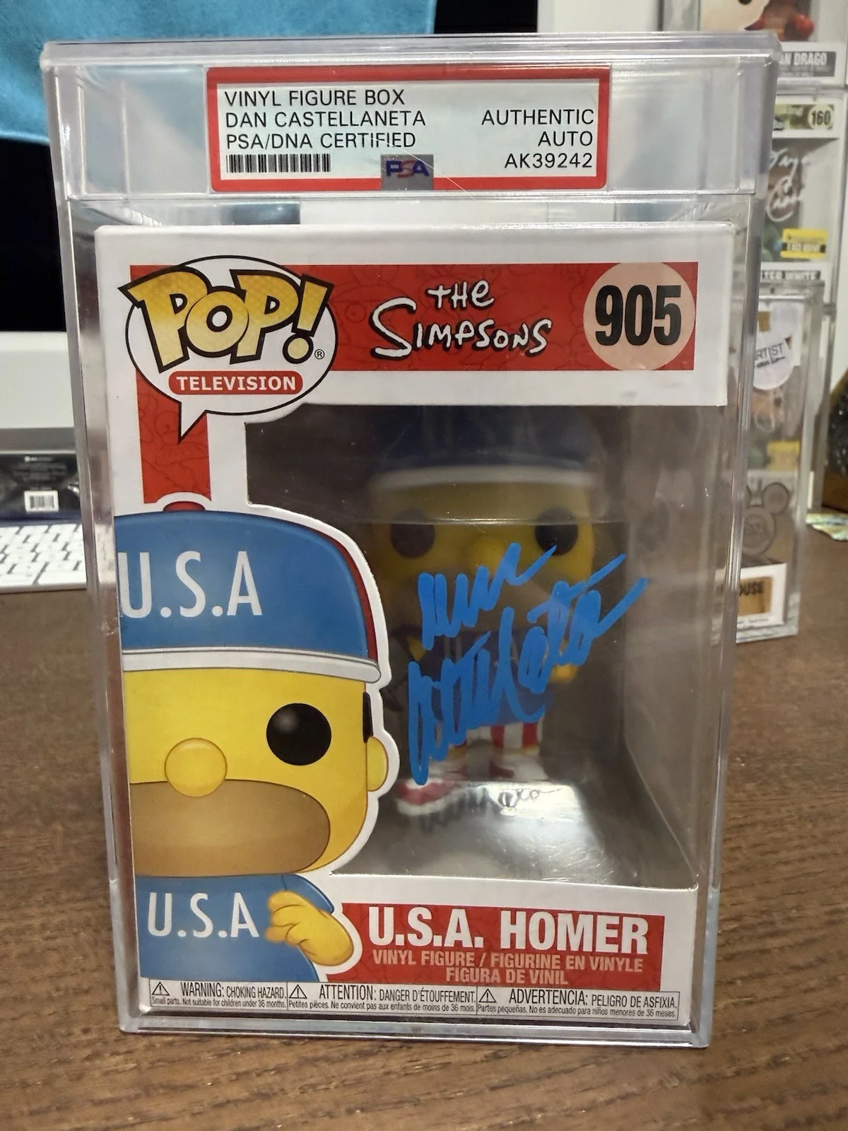 Dan Castellaneta — Dan Castellaneta Signed Autographed Funko USA Homer Simpsons PSA Graded!