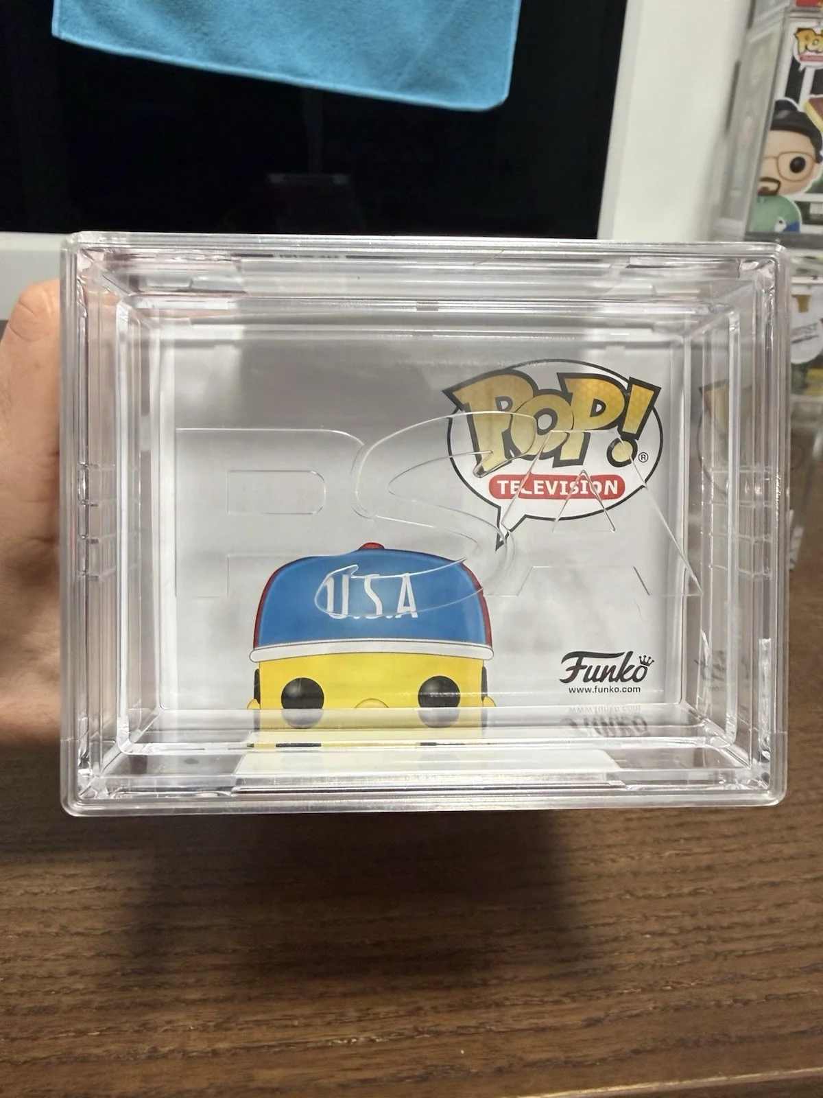 Dan Castellaneta — Dan Castellaneta Signed Autographed Funko USA Homer Simpsons PSA Graded!, image 5