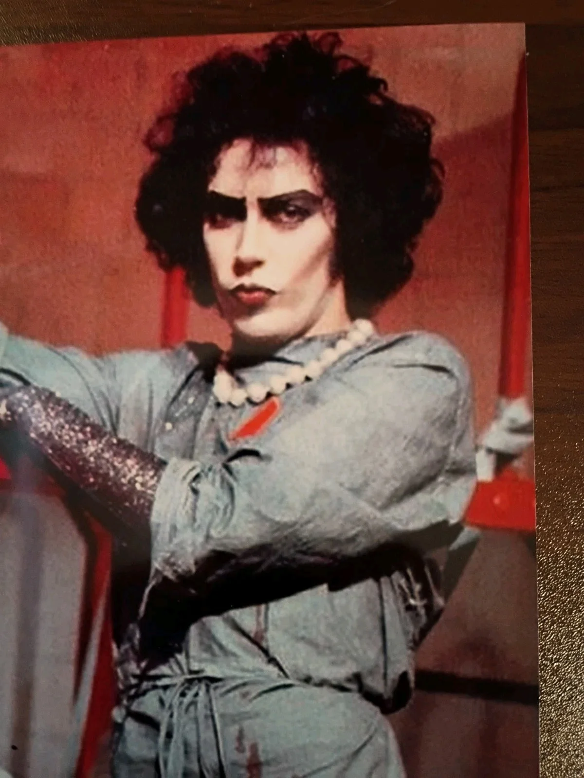 Tim Curry — Tim Curry Rocky Horror Signed 8x10 COA W/Matching Numbered Sticker, image 2