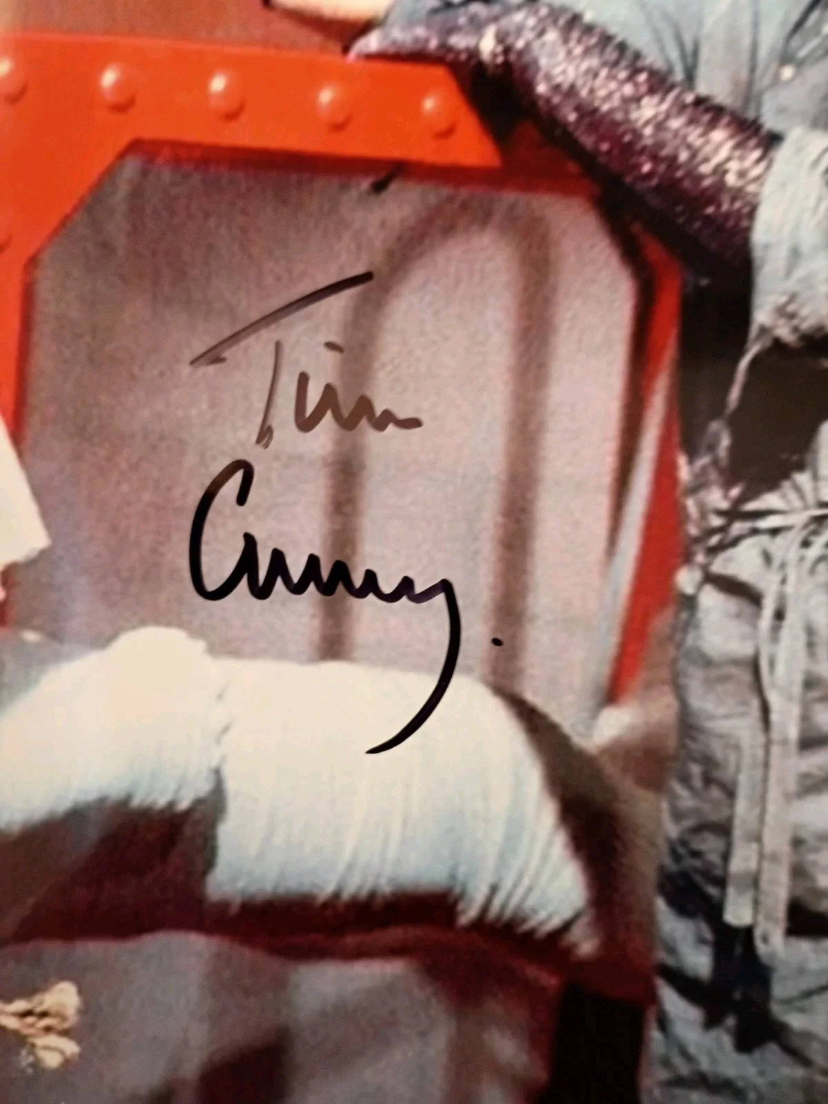 Tim Curry — Tim Curry Rocky Horror Signed 8x10 COA W/Matching Numbered Sticker, image 3