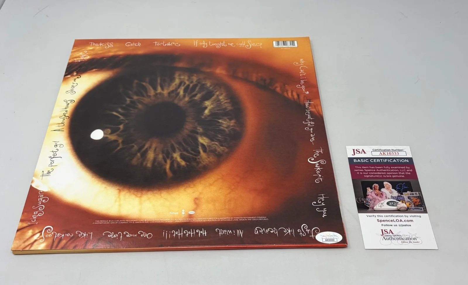 Robert Smith & Simon Gallup signed The Cure Kiss Me Kiss Me Album JSA COA, изображение 2