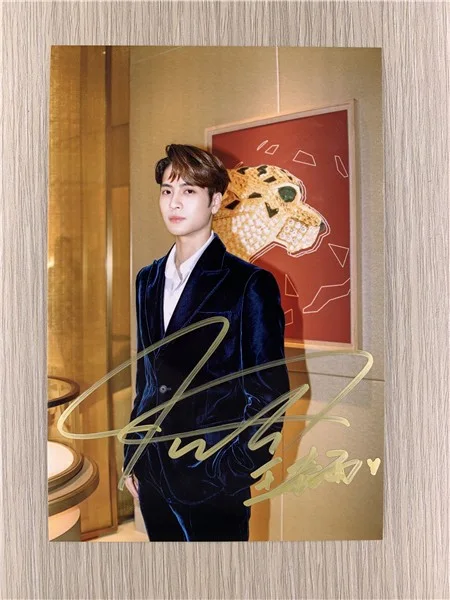 6" Jackson Wang/王嘉尔 Hand Signed Autographed Photo Autographs Collection Original, изображение 3