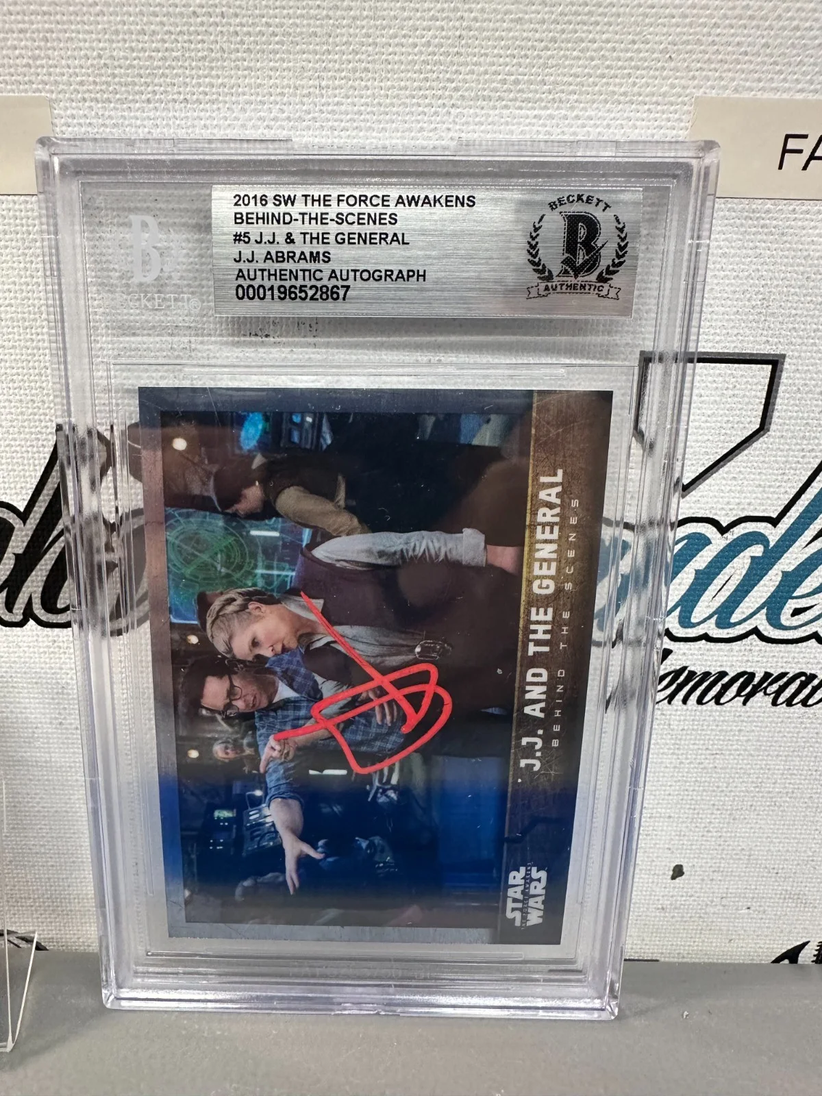 DIRECTOR PRODUCER CREATOR PRESUMED INNOCENT OVERLORD ARMAGEDDON — JJ ABRAMS STAR WARS TREK FRINGE SUPER 8 SIGNED AUTOGRAPHED 2016 CARD BECKETT BAS, image 2